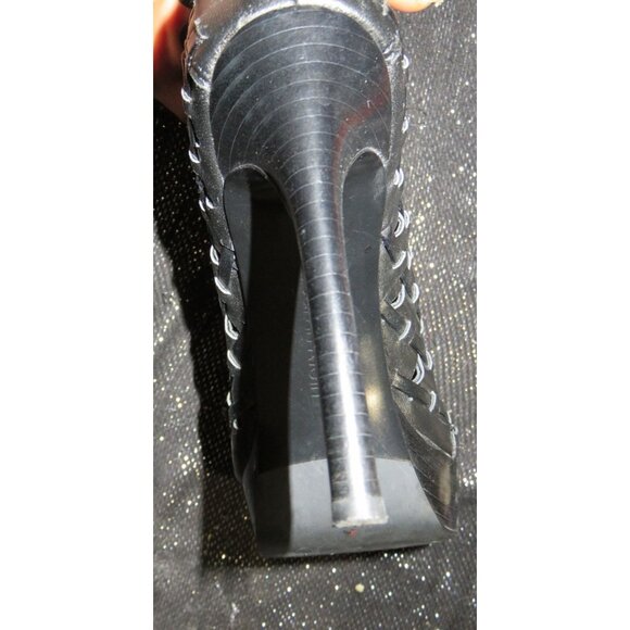 Calvin Klein Black Italian Leather Woven Caged Heels Pumps Booties 6.5 - Picture 10 of 14